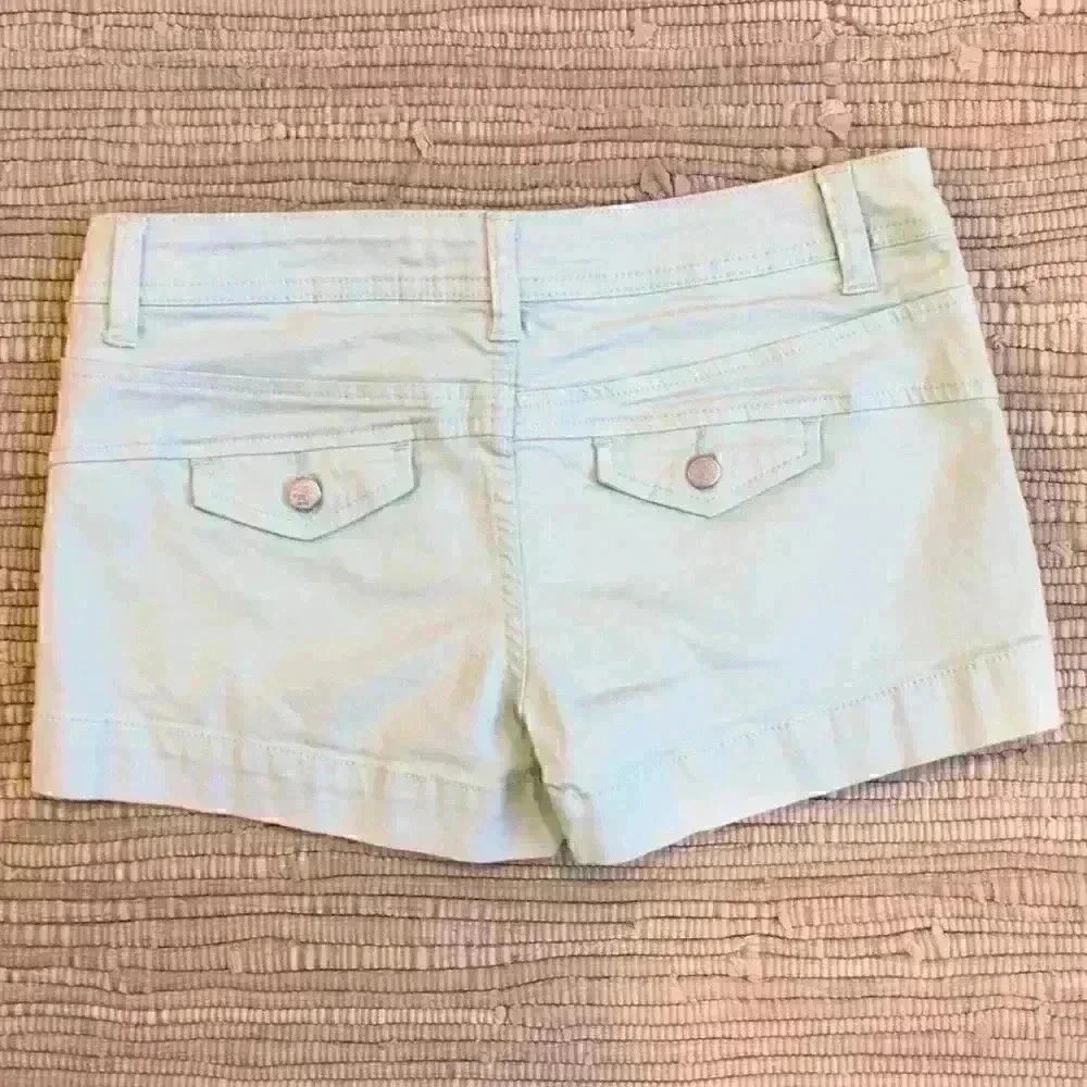 𝅺AMERICAN Rag shorts juniors size 3 light g… - Picture 2 of 3